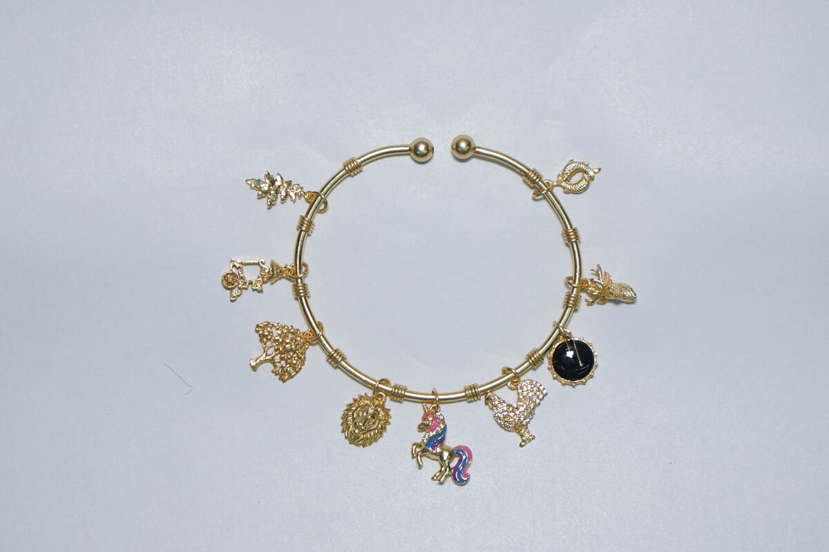 Ardra Women Bracelet