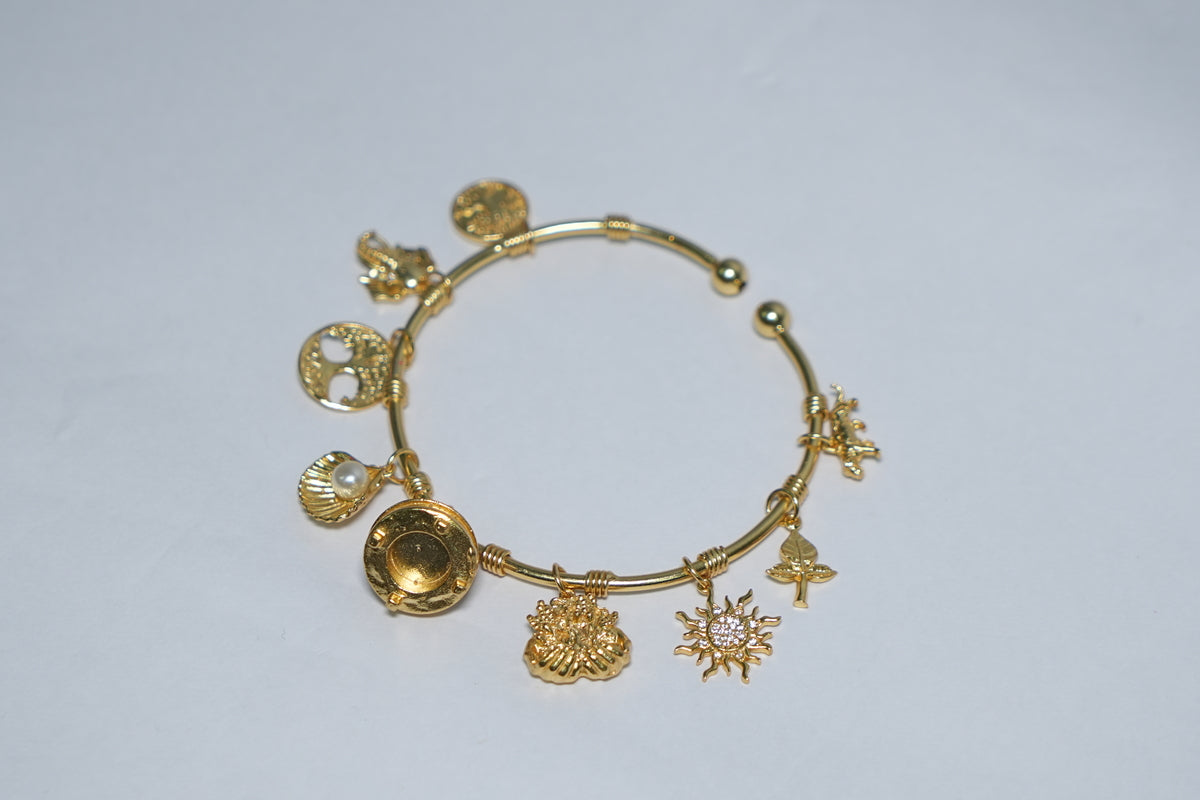 Shravana Women Bracelet