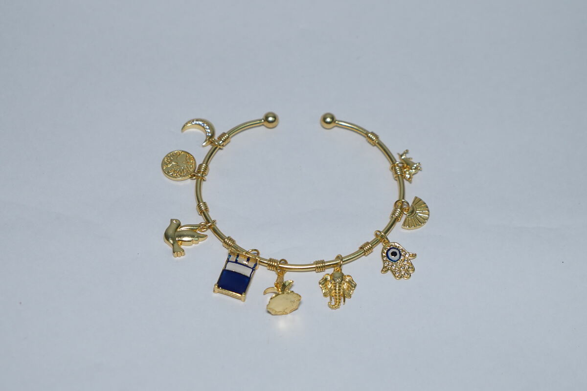 Uttara Ashadha Women Bracelet