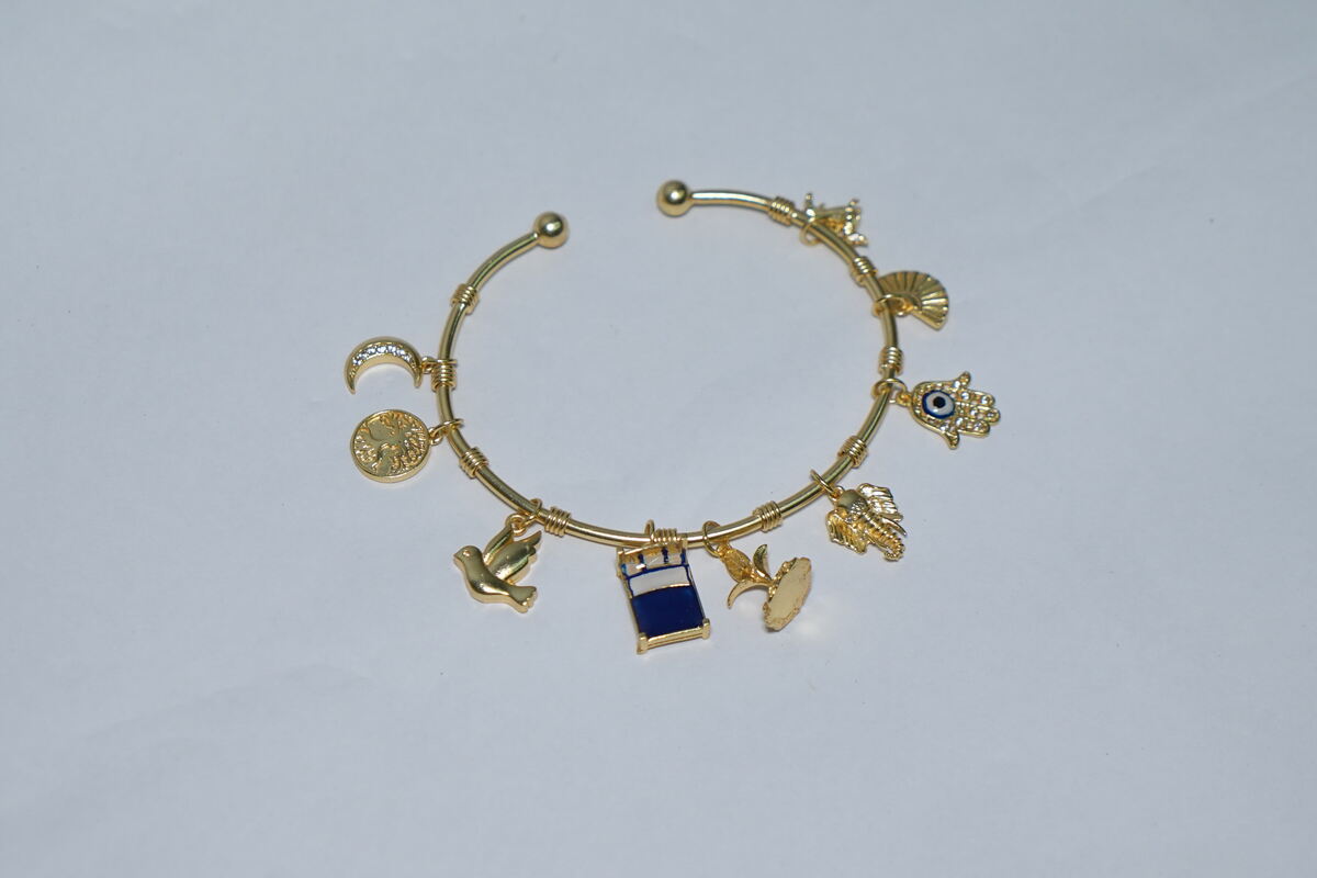 Uttara Ashadha Women Bracelet