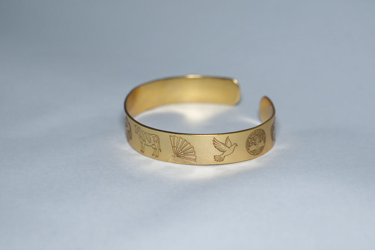 Ashwini Men Bracelet