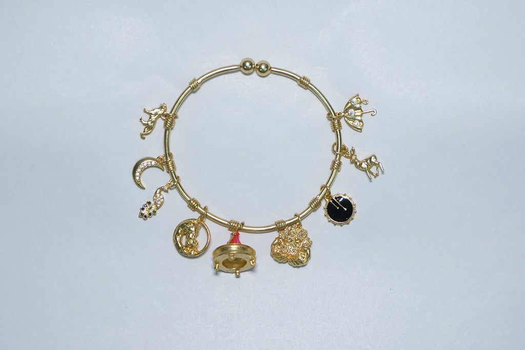 Satbhisha Women Bracelet